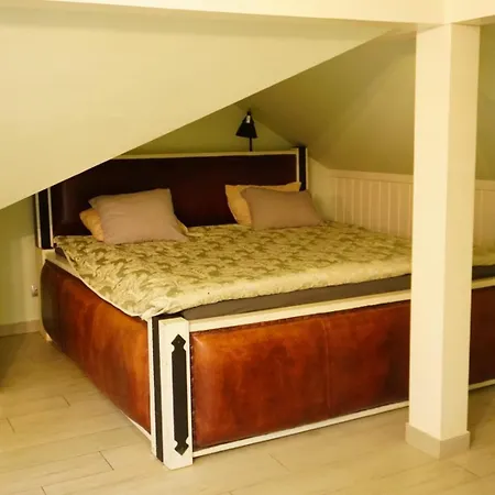 Antyki24 Nad Bialym Jeziorem -